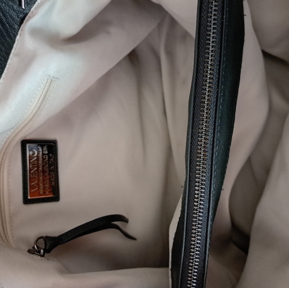 Valentino by Mario Valentino Verra Logo Leather Shoulder Bag - Picture 5 of 10